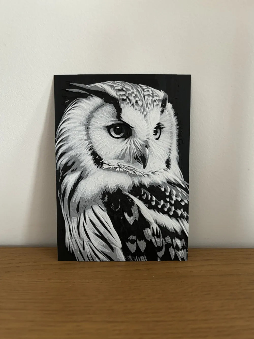 "Búho blanco y negro cuadro decorativo 3D — arte de pared con relieve impreso en PLA Uruguay"