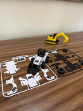 Kit Card CAT Wheel Loader y Excavadora impresos en 3D blanco negro y amarillo con piezas para armar