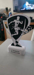 Trofeo moderno de fútbol impreso en 3D bicolor negro y blanco con base personalizable