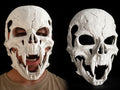 Máscara Calavera Vampiro 3D impresa en blanco hueso - 20x18cm con colmillos